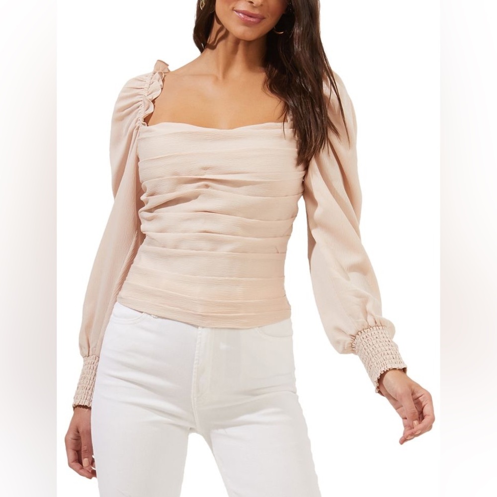 ASTR the Label Blush puff sleeve square neck top - Small